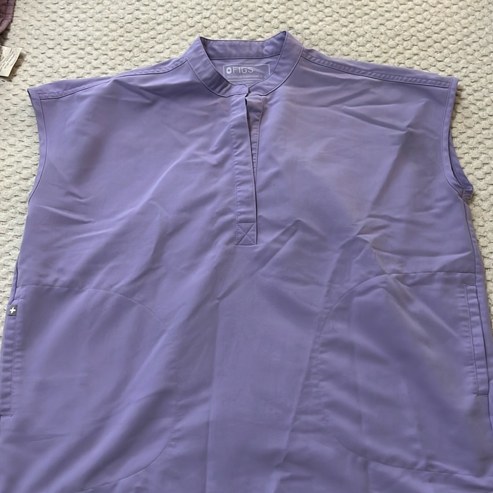 Figs scrubs